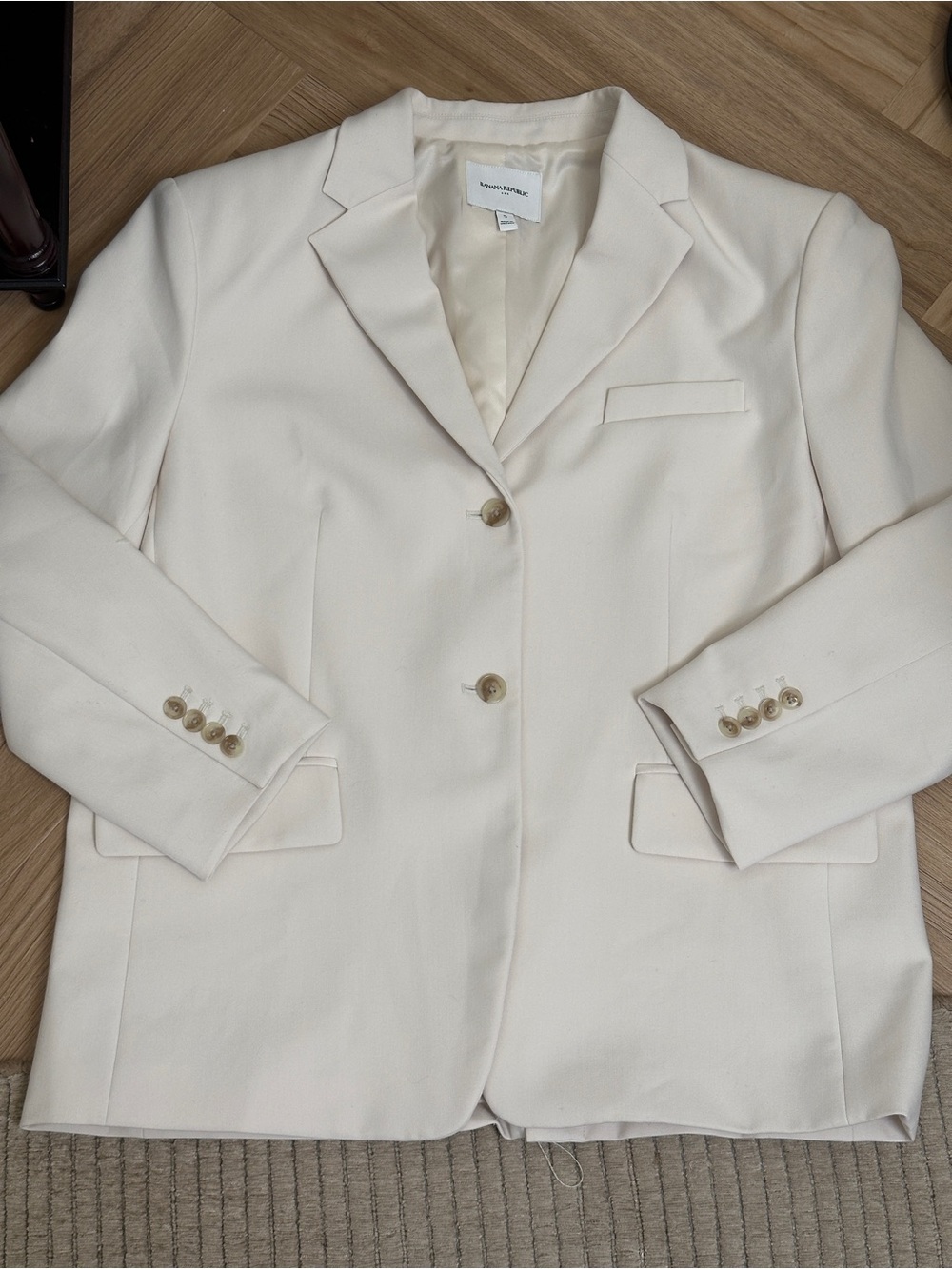 Banana Republic Oversized Cream Single-Breasted Blazer